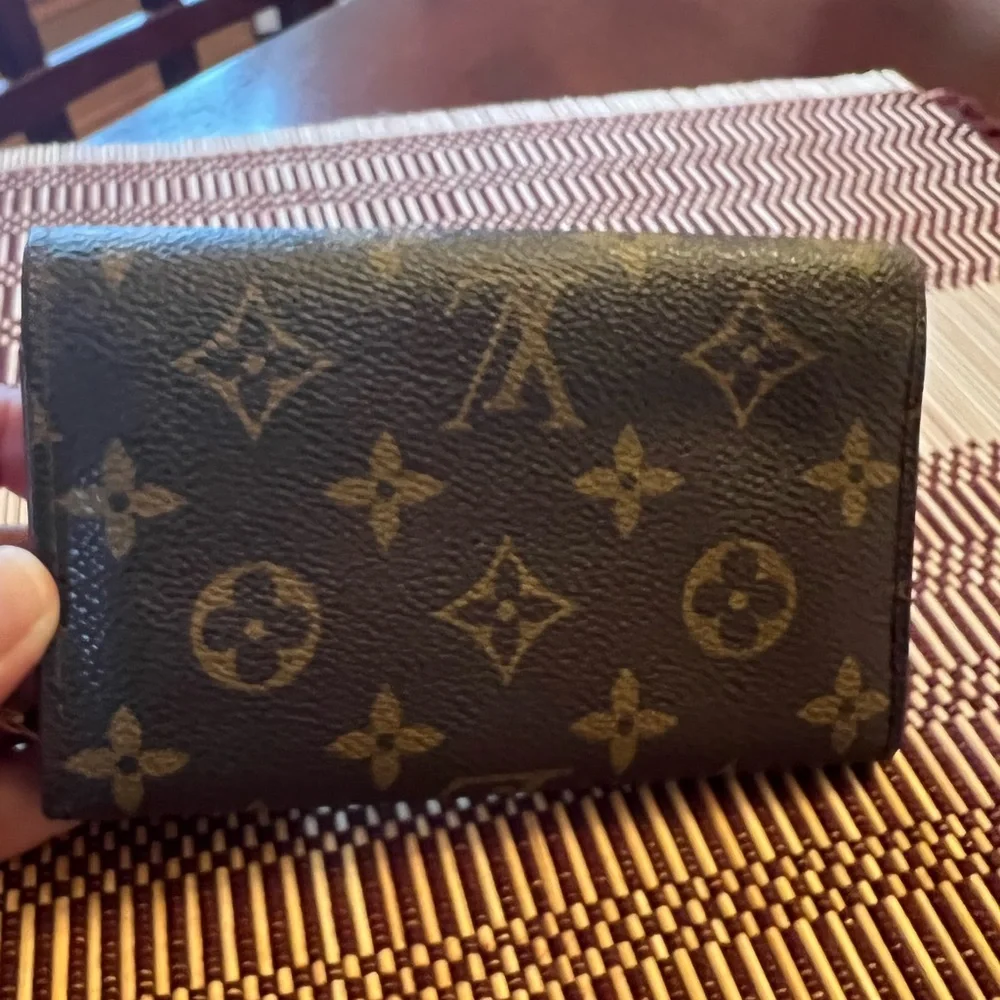 Louis Vuitton wallet - Picture 2 of 7
